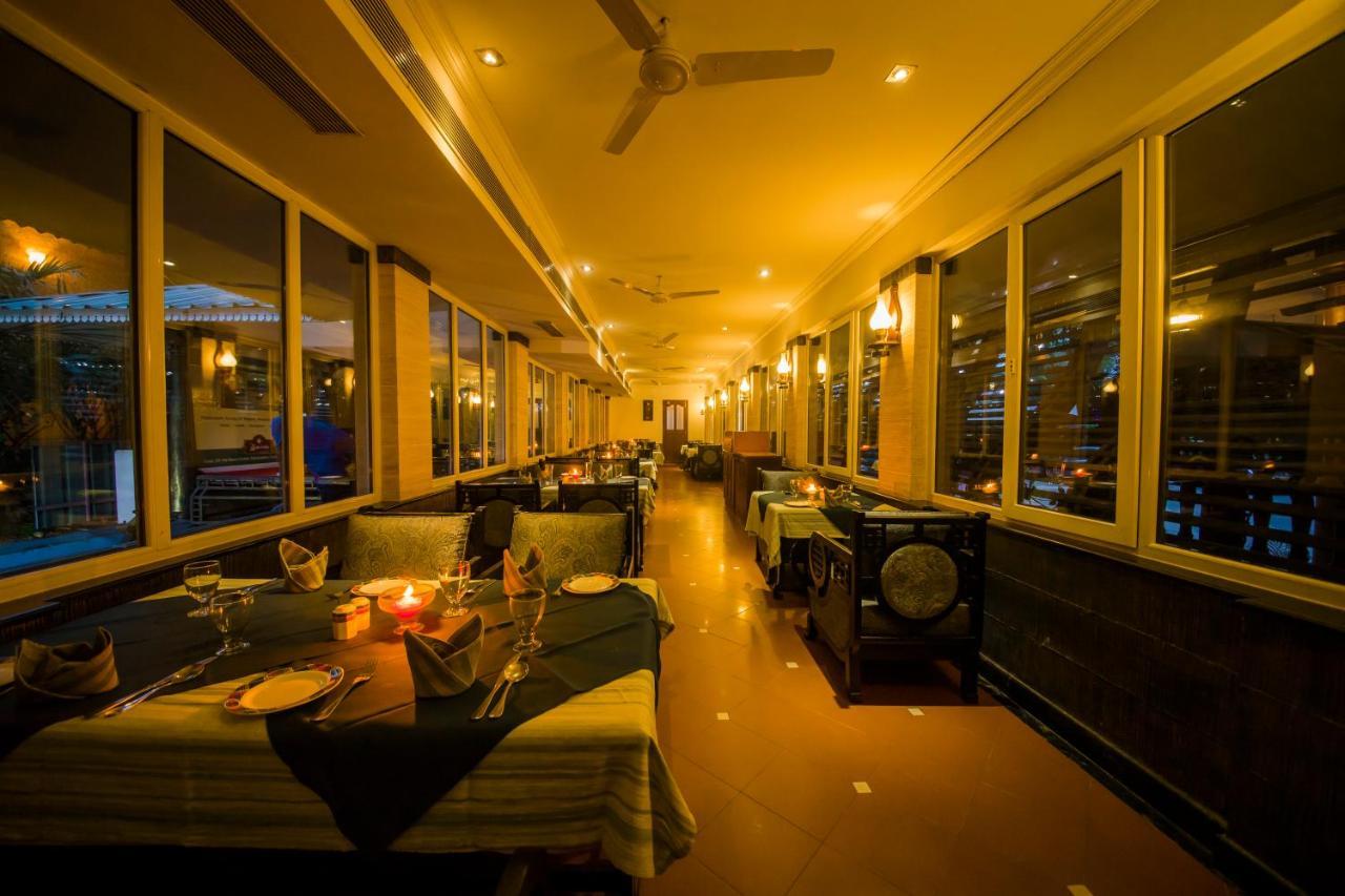 Hotel The Renai Cochin Kochi Exteriér fotografie